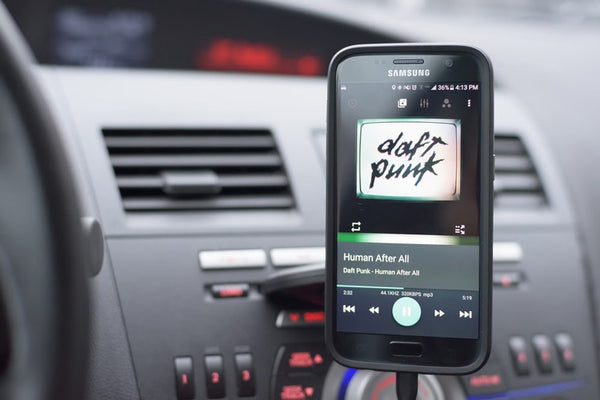 Best Heavy-Duty Phone Mounts for Delivery Drivers | OC Mounts