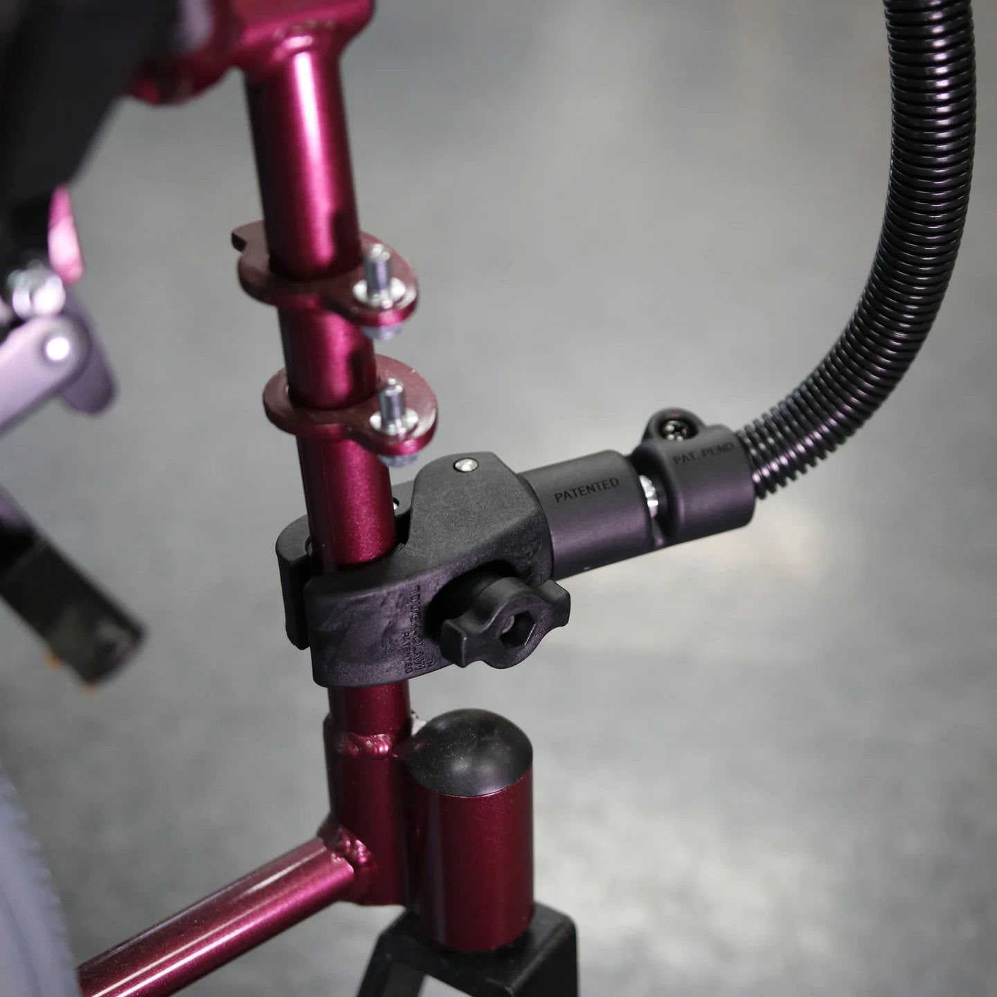 RAM® Tough-Claw® with RAM® Flex-Rod™ 26" Extension Arm for Wheelchairs - RAP-400-18-B-201