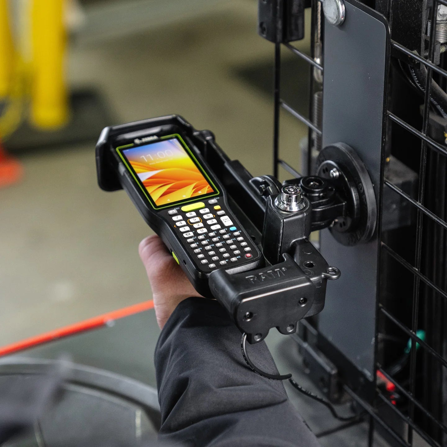 RAM® Single Pivot Magnetic Mount - RAP-101-PV4-NK-MAG88U