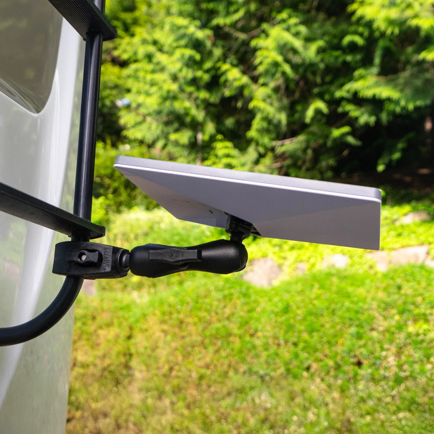 RAM® Tough-Claw™ Heavy Duty Mount for Starlink Mini - RAP-404-STA1U