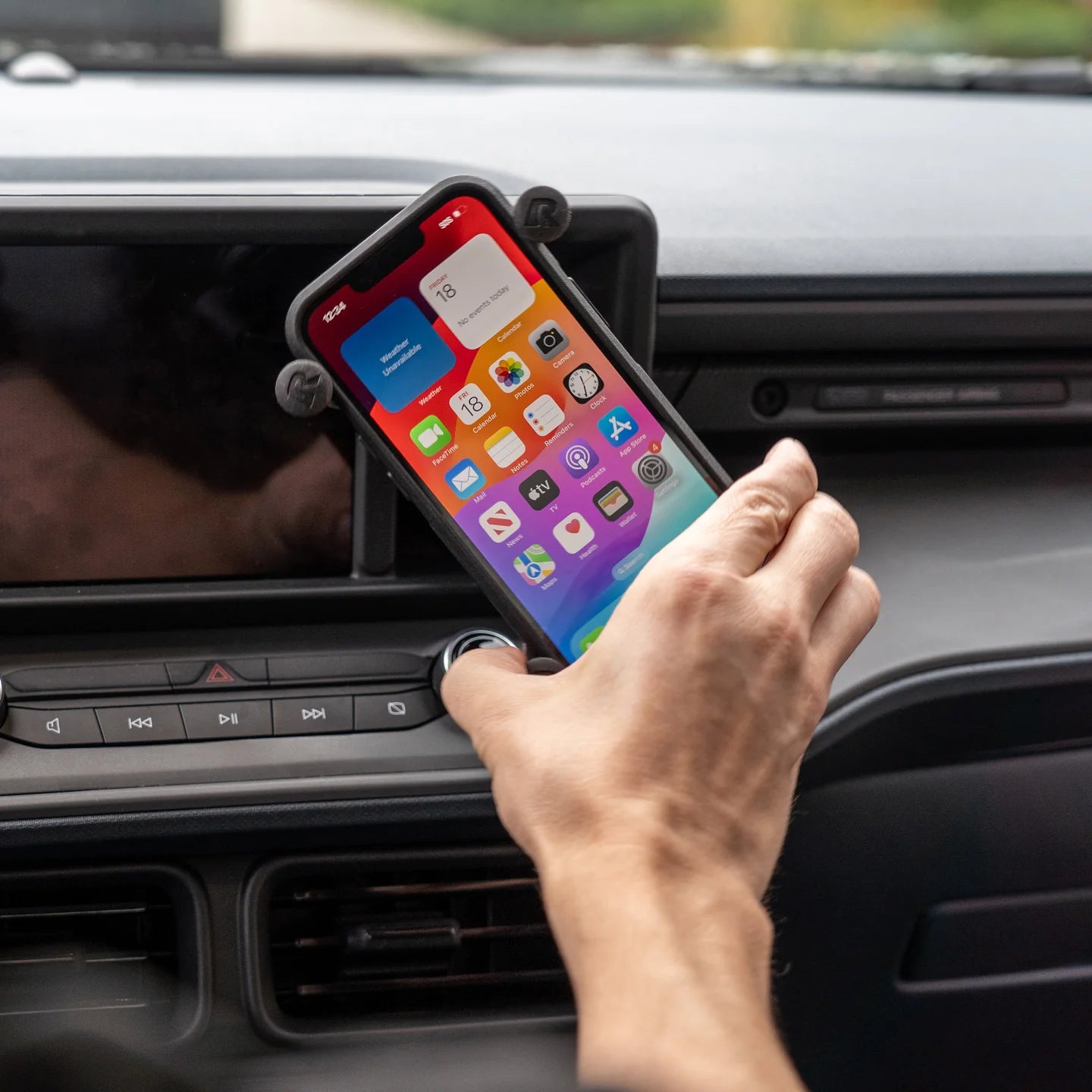 RAM® Rotating X-Grip® Large Phone Holder with Ball - B Size - RAM-HOL-UN10BRU