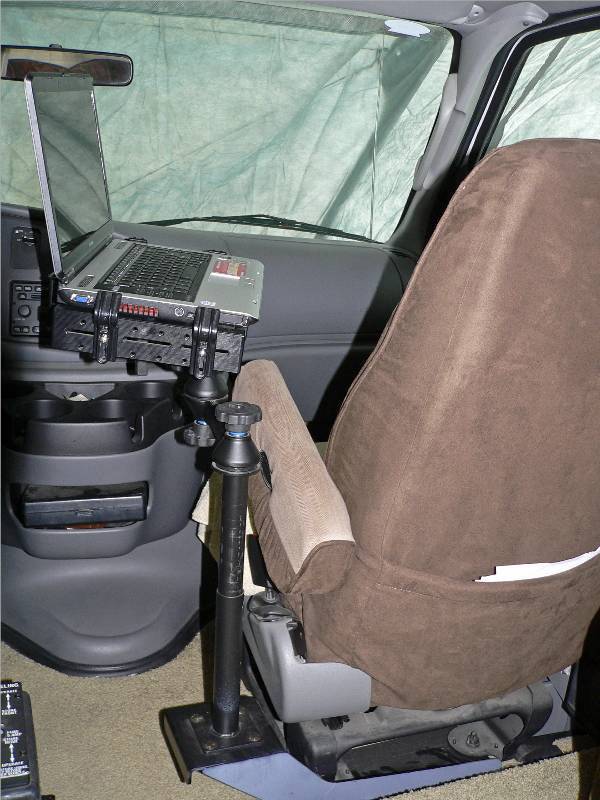 Truck Computer Mount Rigs Universal No Drill Laptop Mount for Big Rigs and Heavy Duty Trucks ...