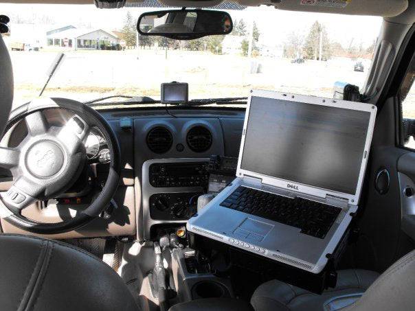 No Drill Laptop Mount for 2007-2011 Dodge Nitro and 02-2012 Jeep Liberty - RAM-VB-141-SW1 - OC Mounts