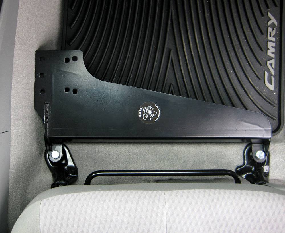 No-Drill™ Laptop Base for the Pontiac Vibe, Toyota Camry, Corolla, Matrix & Tundra - RAM-VB-137 - OC Mounts