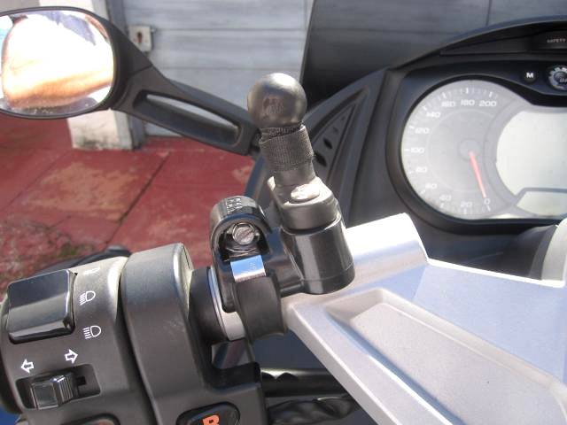 RAM Rail Base with Zinc Coated U-Bolt, ATV/UTV Strap & 1" Ball for Rails to 3.15" in Diameter - RAM-B-231Z-2U - OC Mounts