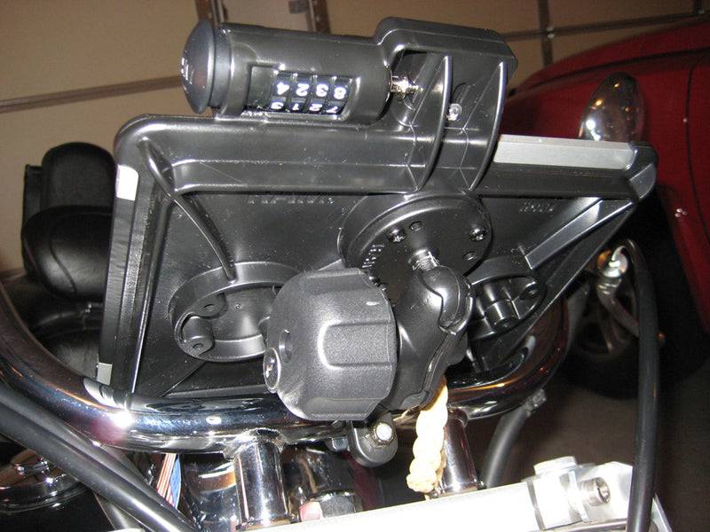 RAM® Latch-N-Lock™ for Apple iPad Gen 1-2 with Handlebar U-Bolt Base - RAM-B-149Z-AP8LU - OC Mounts